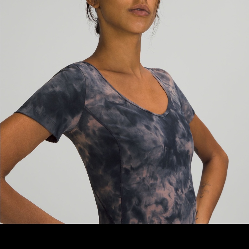 Size 8 lululemon Align shirt